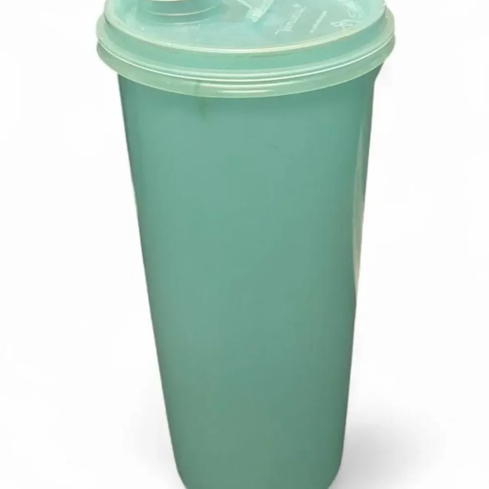 tupperware teal lid 232